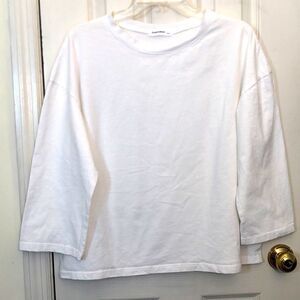 SINBOUNBOUN, ASIAN brand Medium White 3/4 sleeves top Pit to Pit 22 1/4"